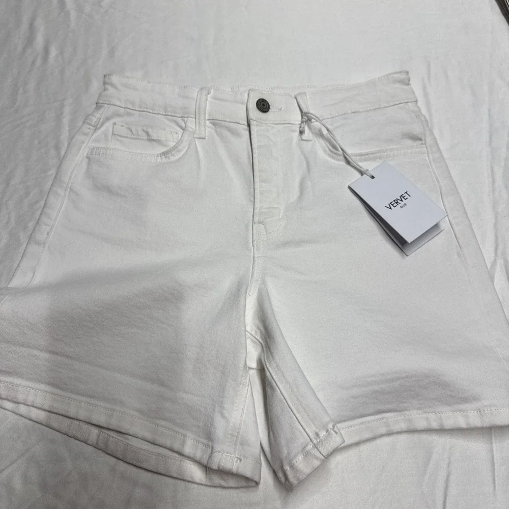 Vervet Rebecca High Rise Shorts White Medium